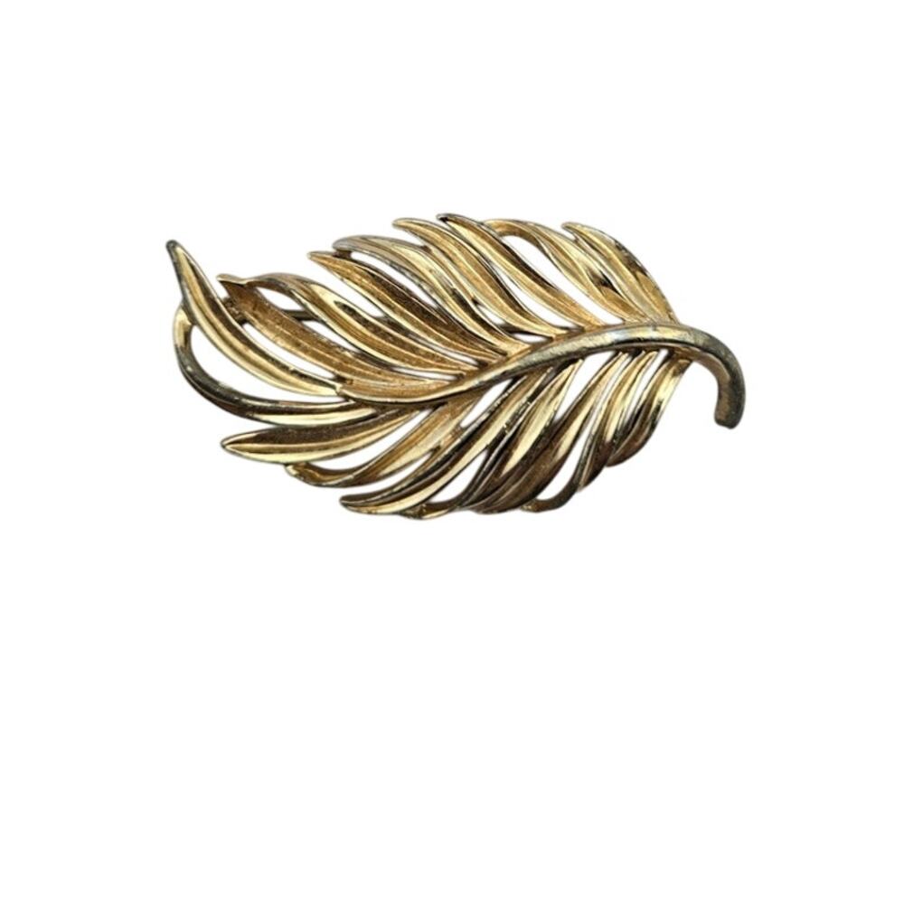 Lisner Gold Tone Leaf Brooch Mid Century Modern Feather Pin Classic Elegant